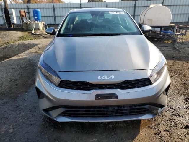 2023 KIA Forte LX