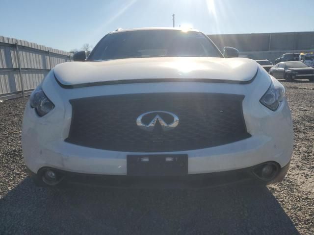 2017 Infiniti QX70