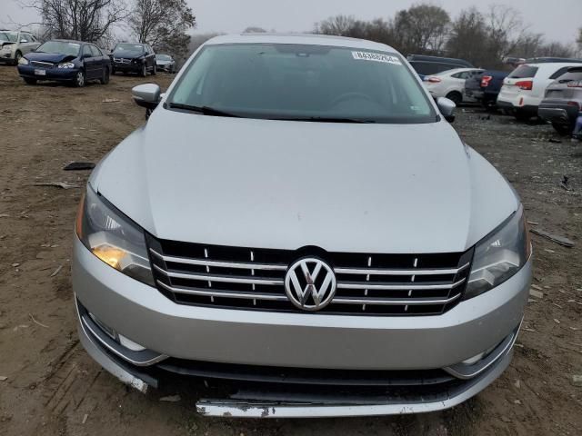 2014 Volkswagen Passat SEL