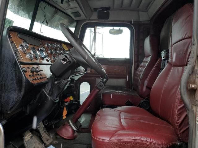 2001 Peterbilt 379