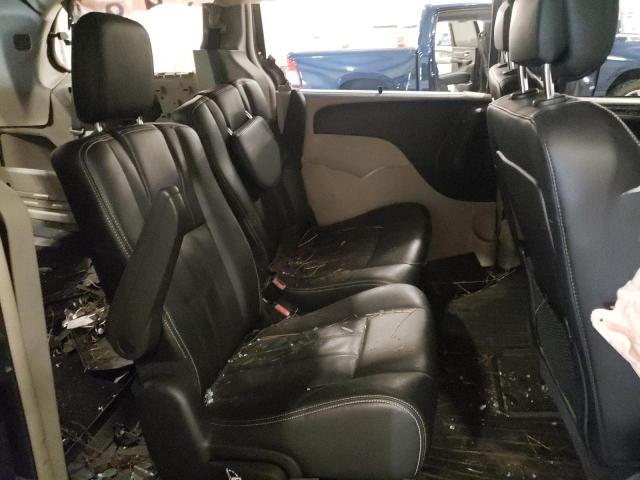 2016 Chrysler Town & Country Touring l