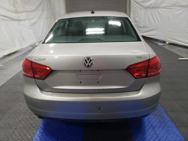 2014 Volkswagen Passat SE