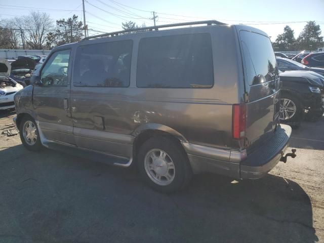 2003 GMC Safari XT