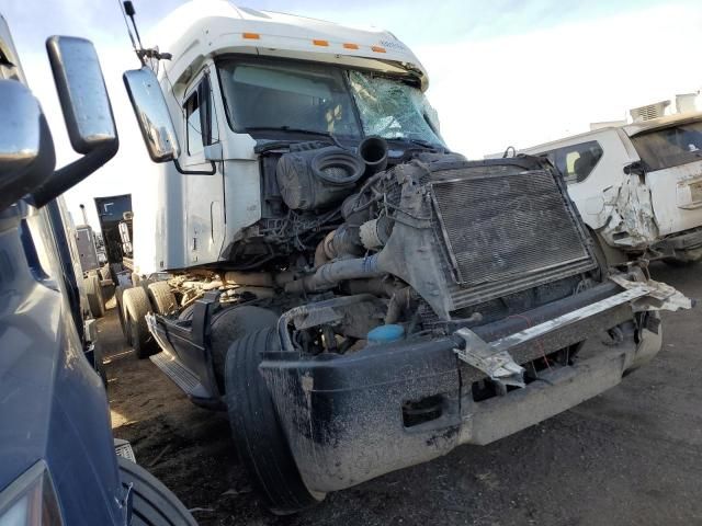 1999 Freightliner Conventional FLC120