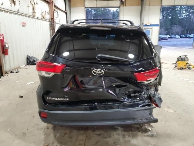 2019 Toyota Highlander SE