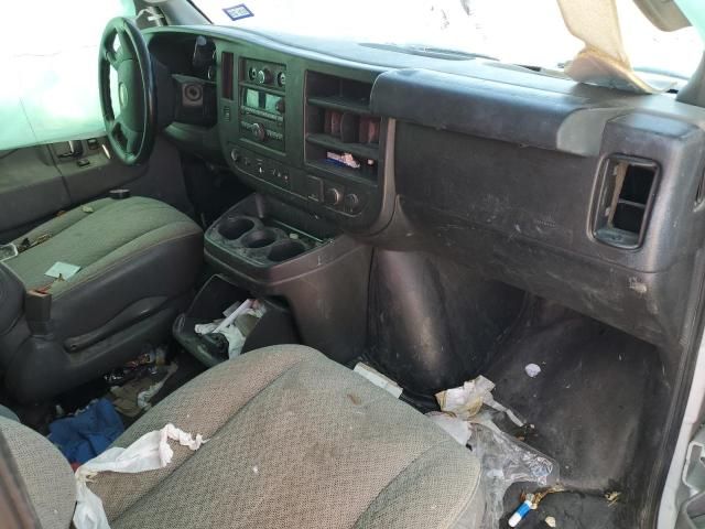 2020 Chevrolet Express G2500