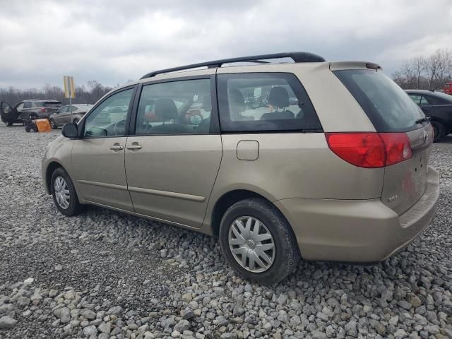 2010 Toyota Sienna CE