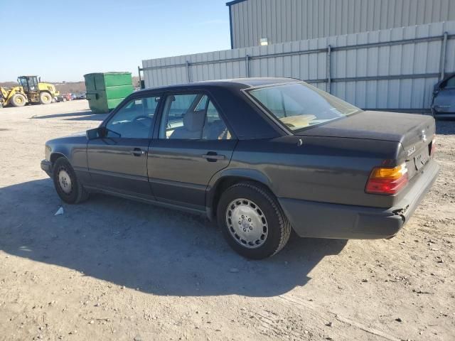 1986 Mercedes-Benz 300 E