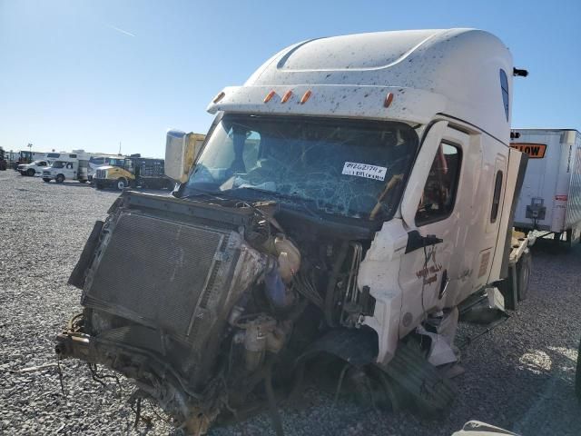 2021 Freightliner Cascadia 126