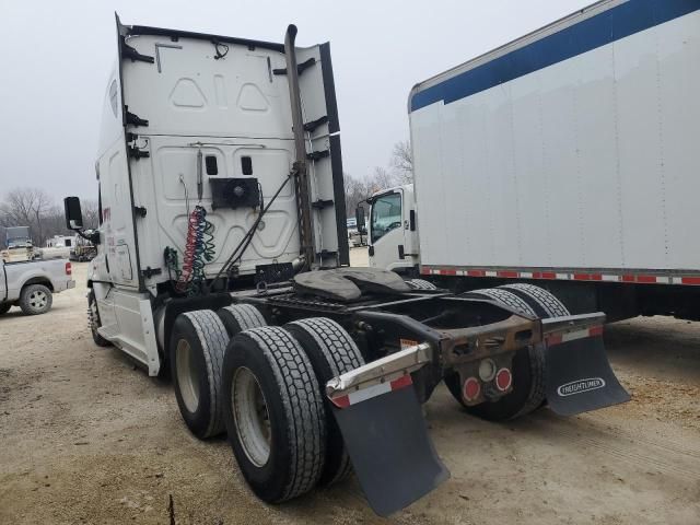 2015 Freightliner Cascadia 125