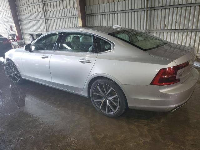 2018 Volvo S90 T6 Momentum