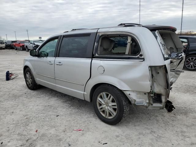 2010 Chrysler Town & Country Limited