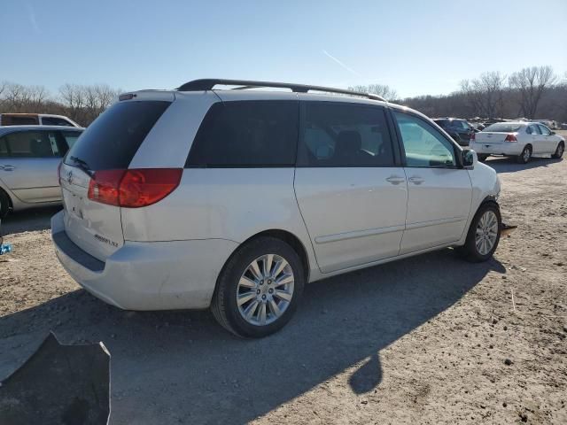 2007 Toyota Sienna XLE