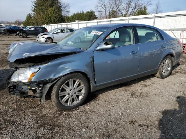 2005 Toyota Avalon XL