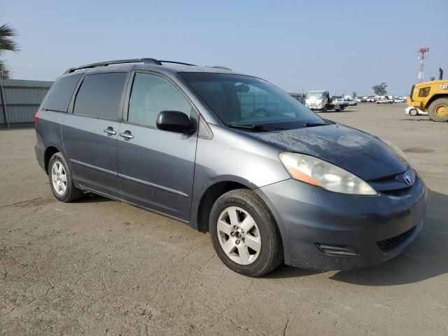 2007 Toyota Sienna CE