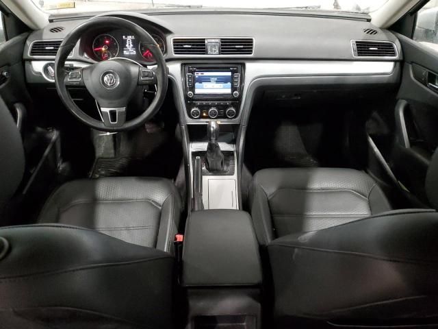 2012 Volkswagen Passat SE