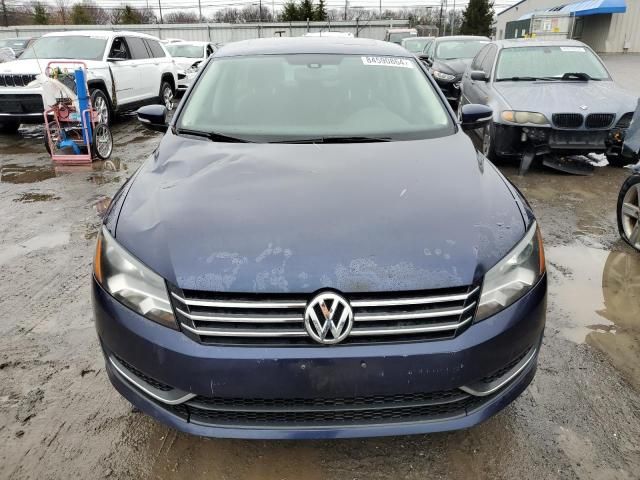 2013 Volkswagen Passat SE