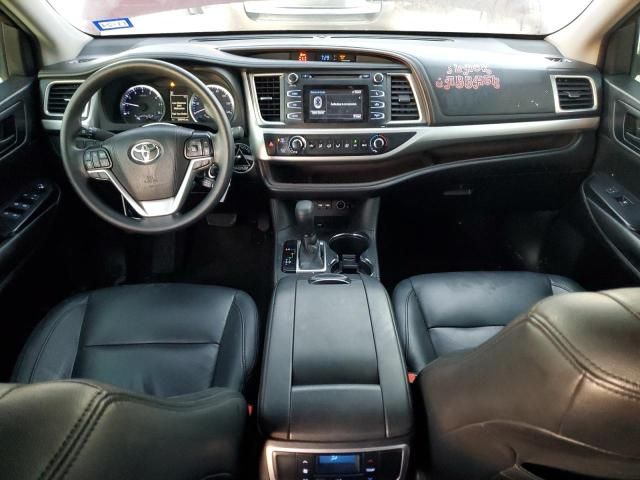 2019 Toyota Highlander LE