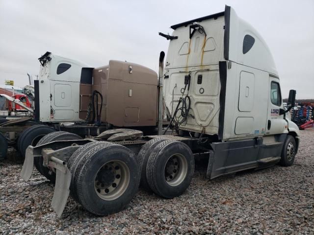 2016 Freightliner Cascadia 125