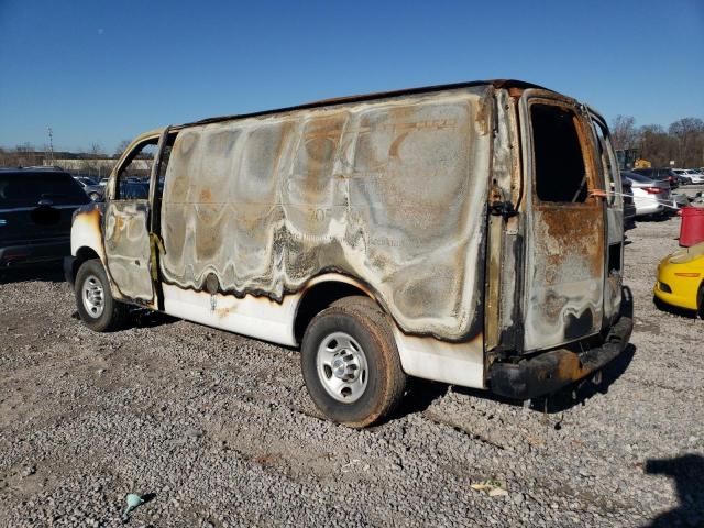 2020 Chevrolet Express G2500