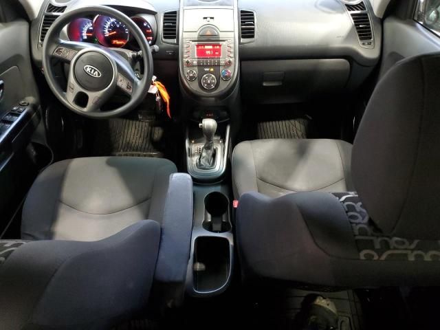 2011 KIA Soul +