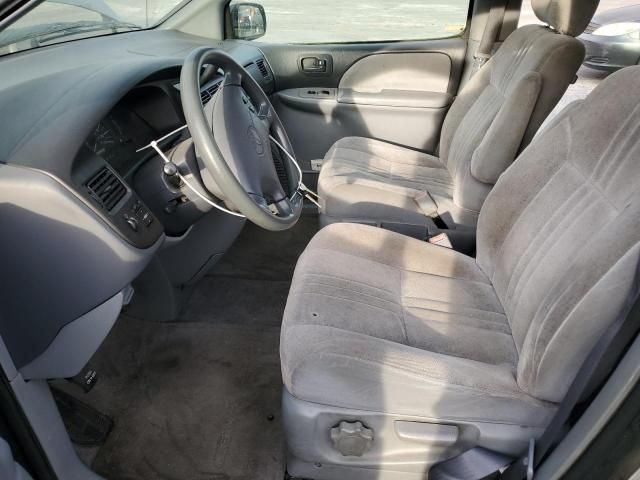 1999 Toyota Sienna CE