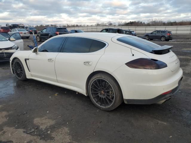 2014 Porsche Panamera 4S Executive