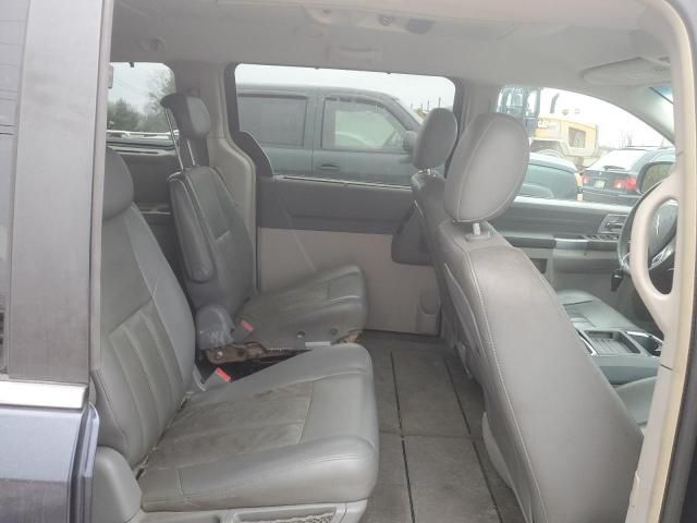 2008 Chrysler Town & Country Touring