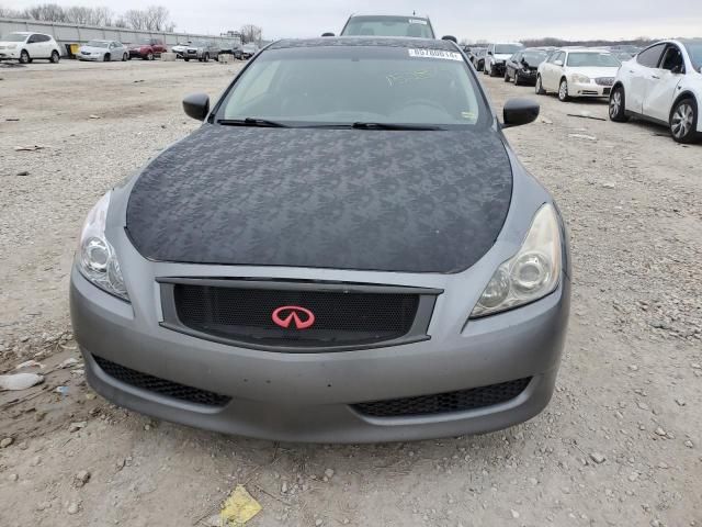 2010 Infiniti G37