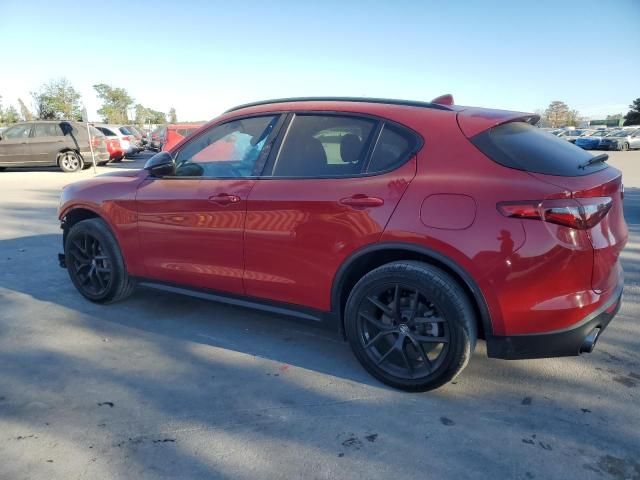 2021 Alfa Romeo Stelvio Sport