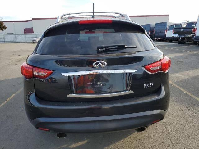 2013 Infiniti FX37