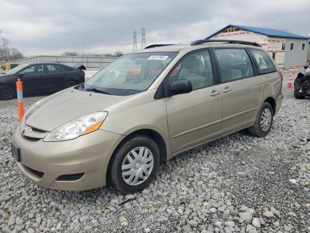 2010 Toyota Sienna CE