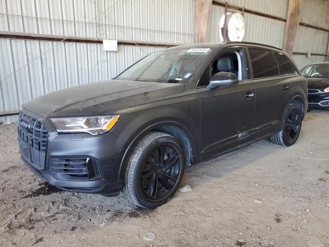 2020 Audi Q7 Premium Plus