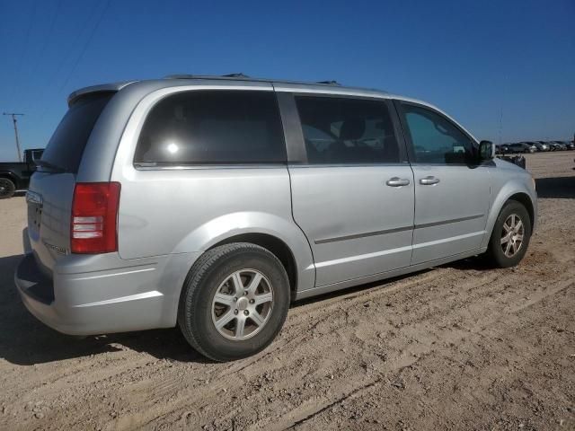 2010 Chrysler Town & Country Touring