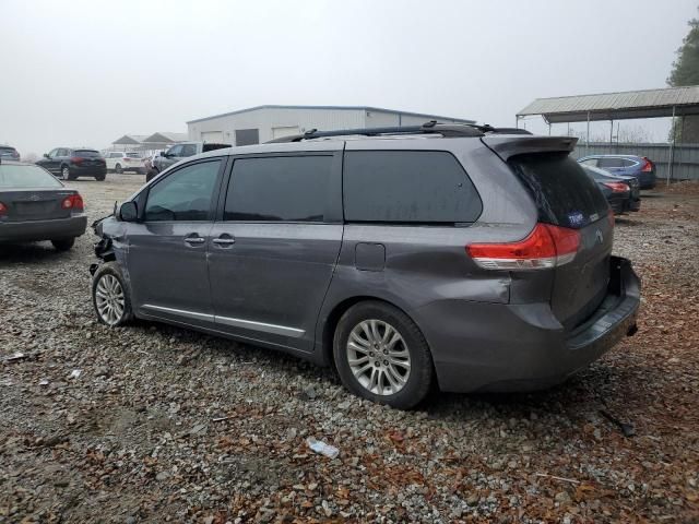 2011 Toyota Sienna XLE