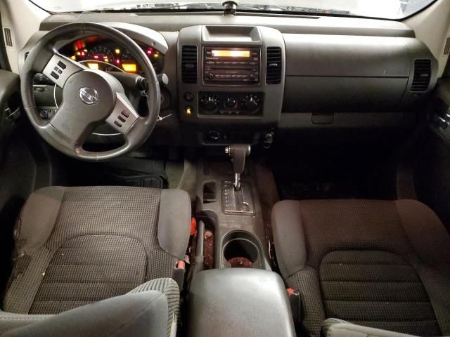 2005 Nissan Frontier Crew Cab LE