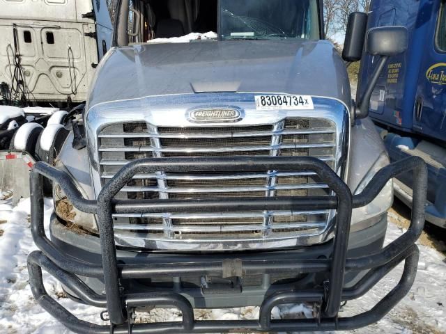 2016 Freightliner Cascadia 125