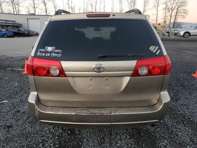 2007 Toyota Sienna CE