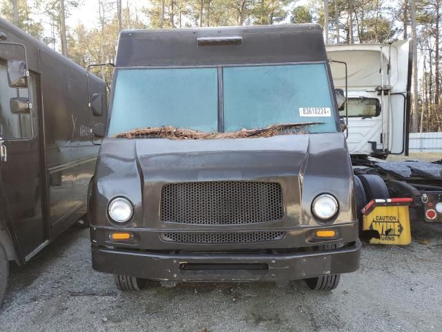 2009 Freightliner Chassis M Line WALK-IN Van