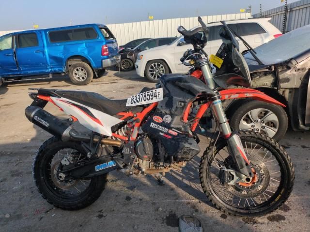 2021 KTM 890 Adventure R