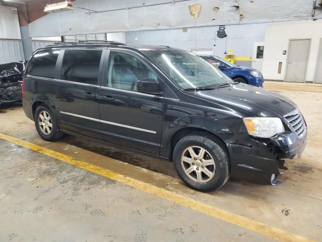 2010 Chrysler Town & Country Touring