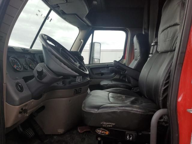 2015 Freightliner Cascadia 125