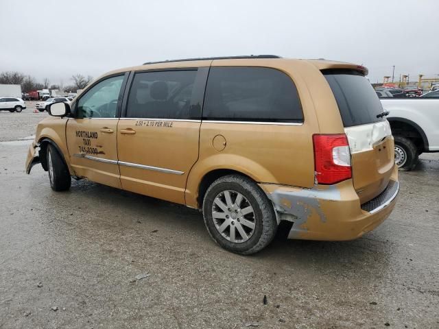 2013 Chrysler Town & Country Touring