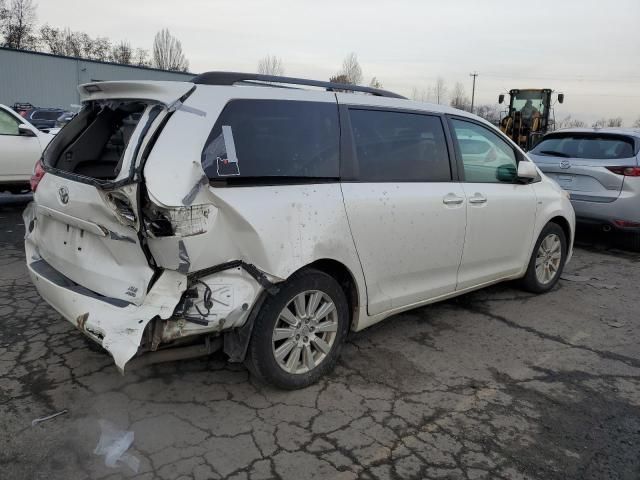 2017 Toyota Sienna XLE