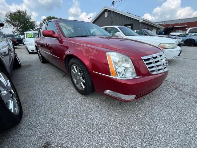 2011 Cadillac DTS Luxury Collection