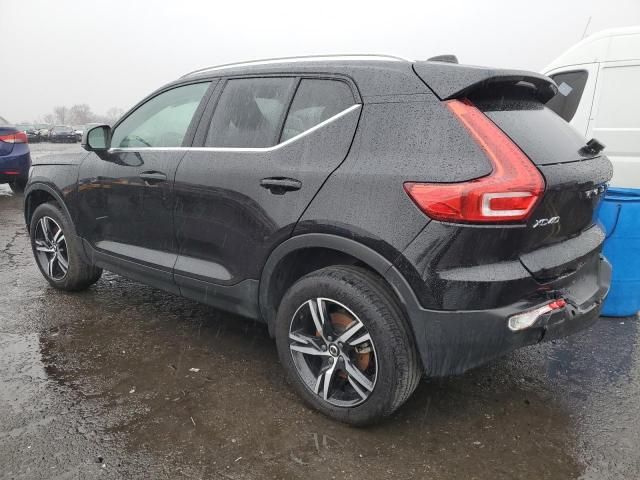 2023 Volvo XC40 Plus