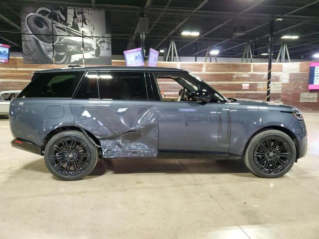 2025 Land Rover Range Rover SE