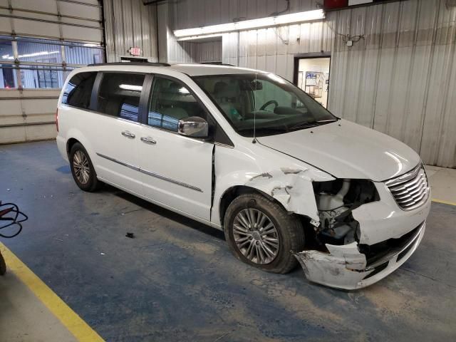 2015 Chrysler Town & Country Touring L