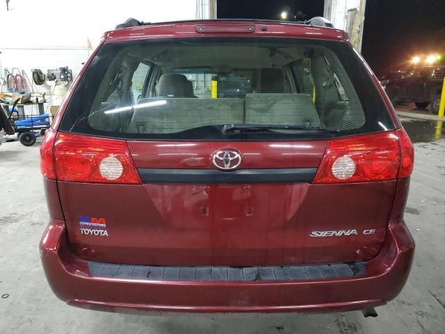 2009 Toyota Sienna CE