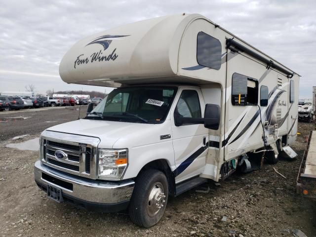 2017 Ford Econoline E450 Super Duty Cutaway Van